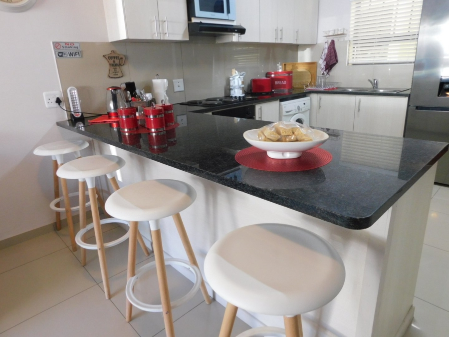 2 Bedroom Property for Sale in Admirals Park Western Cape